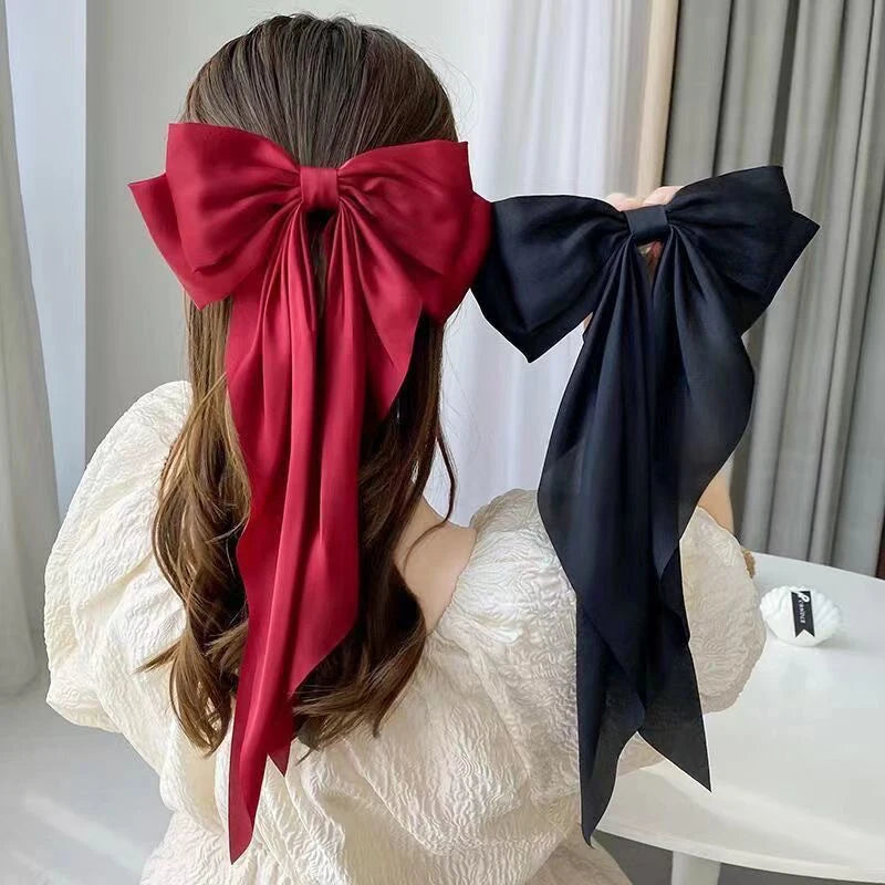 Scarlett Bow Hair Clip