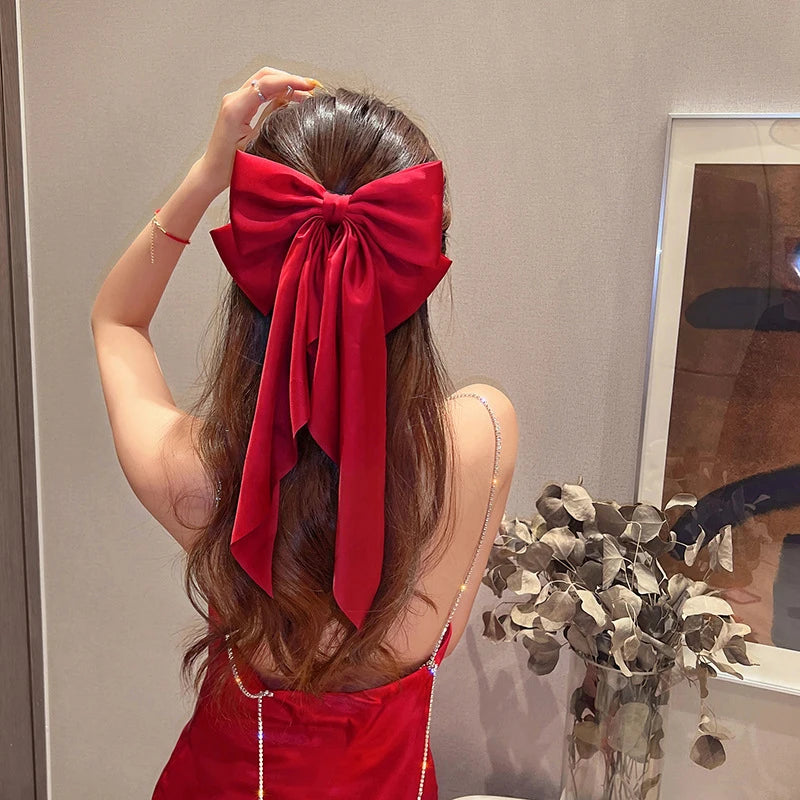 Scarlett Bow Hair Clip