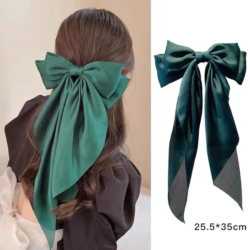 Scarlett Bow Hair Clip