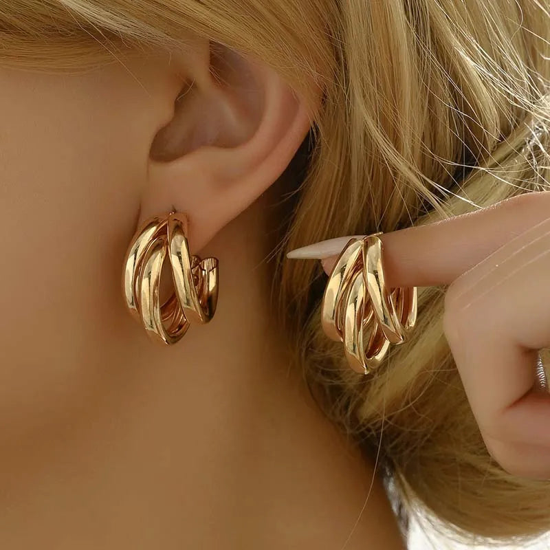 Elegant Gold  Hoop Earrings