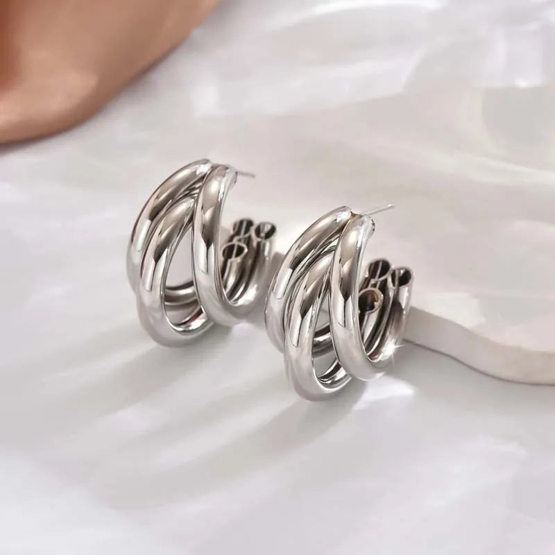 Elegant Gold  Hoop Earrings